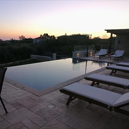 Halepouri Villa *